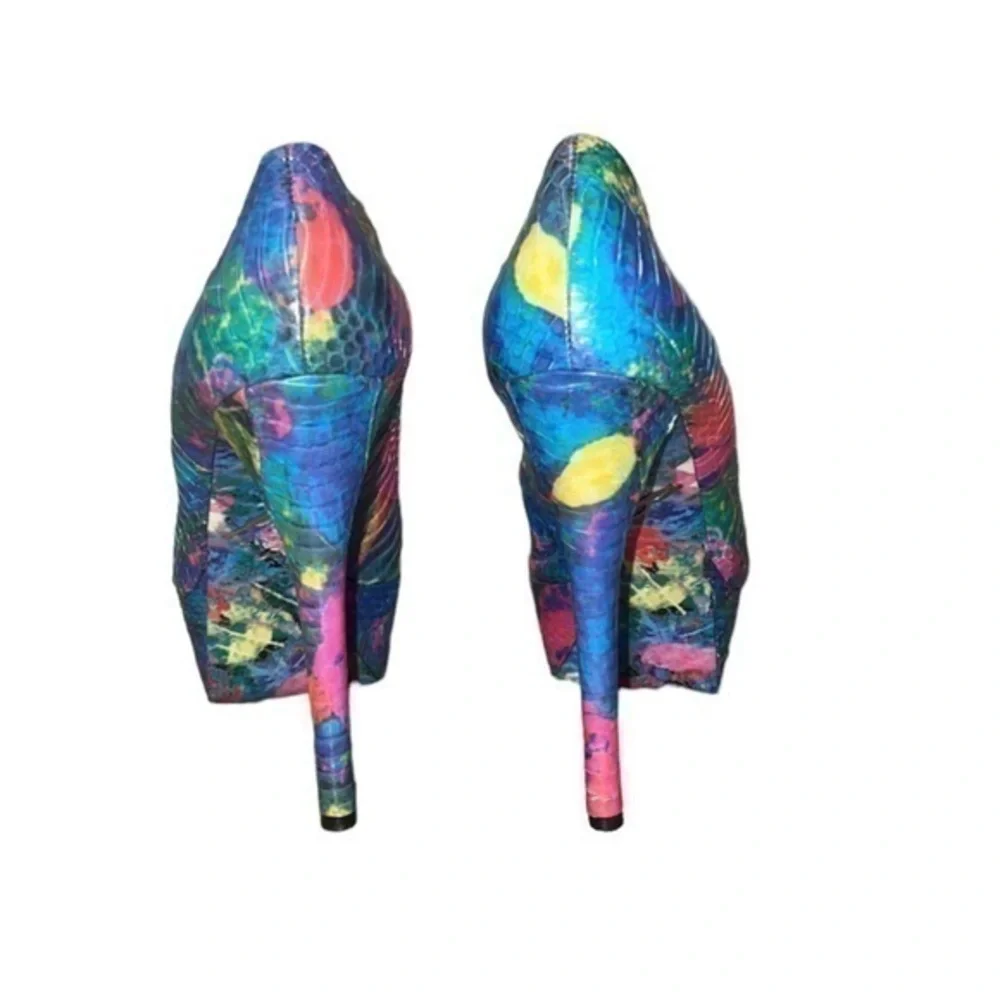Brian Atwood Bambola Multicolored Snakeprint Peep‎ Toe Platform Heels Size 8.5